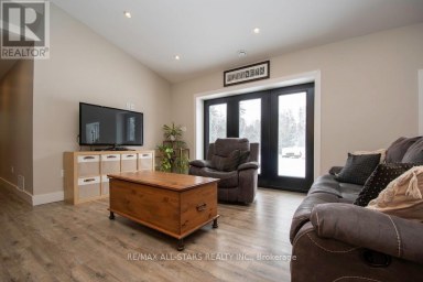 829 Peace Road, Kawartha Lakes (emily) Ontario