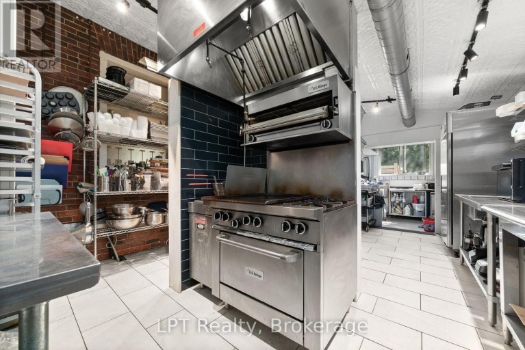 1768 COUNTY RD 17 ROAD, Prince Edward County (South Marysburg Ward), Ontario, K0K2P0