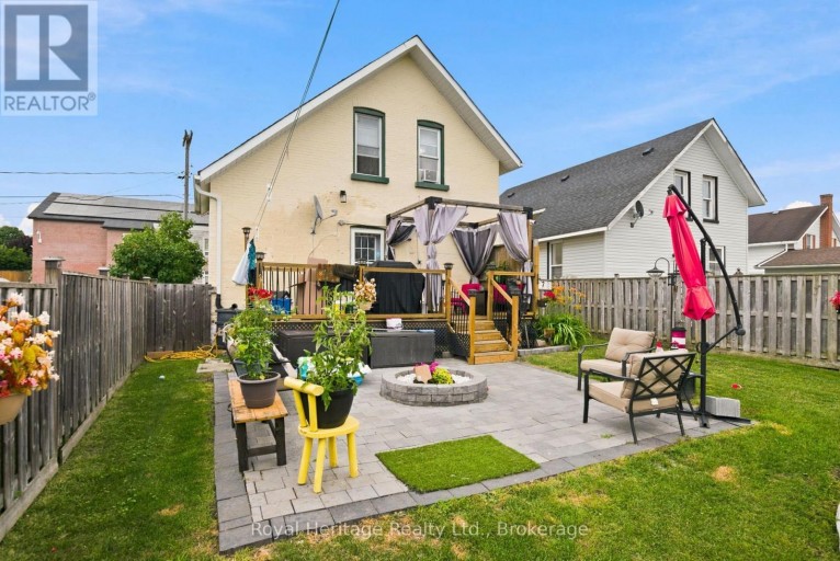 61 LINDSAY STREET N, Kawartha Lakes (Lindsay), Ontario, K9V1T6