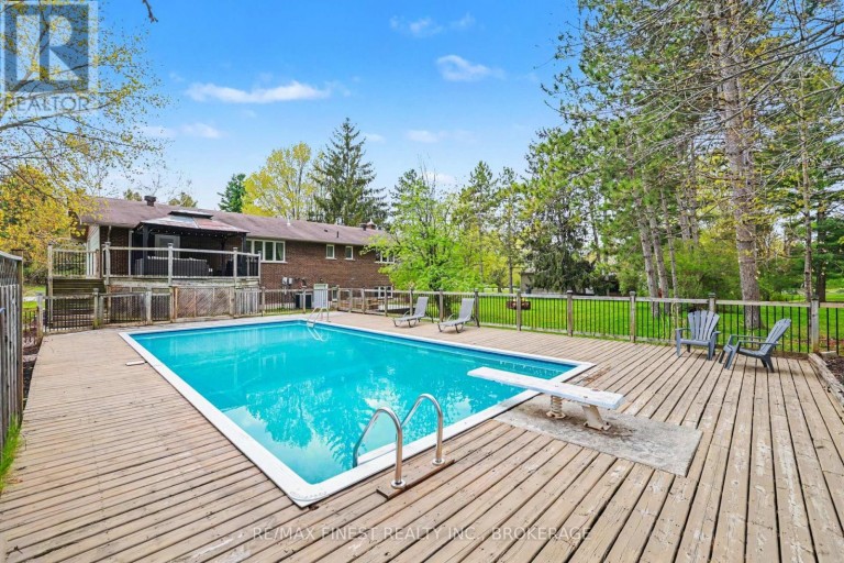 2518 RIDEAU FERRY ROAD, Drummond/North Elmsley, Ontario, K7H3C7