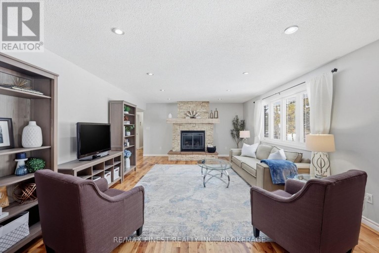 2518 RIDEAU FERRY ROAD, Drummond/North Elmsley, Ontario, K7H3C7