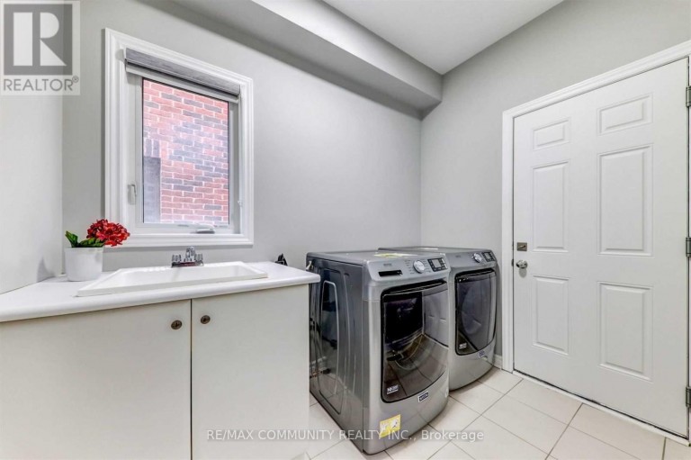 39 BUTCHER STREET, Brock (Beaverton), Ontario, L0K1A0