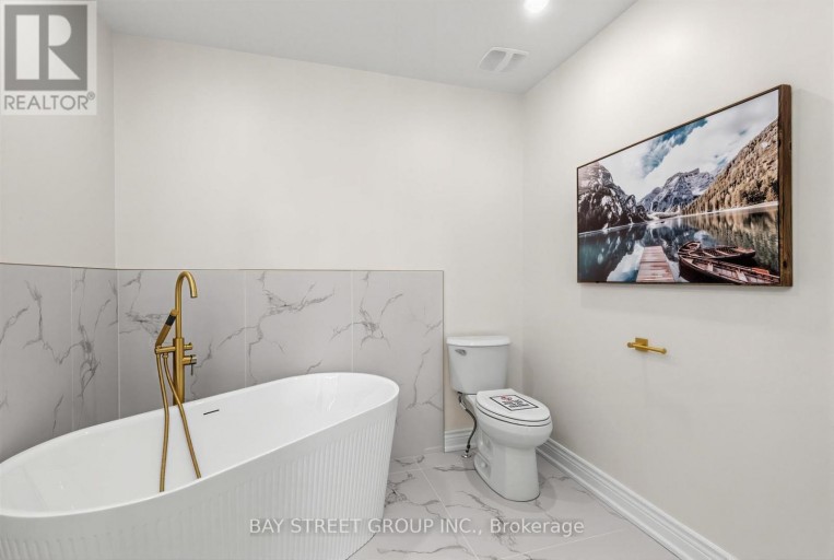 80 LIVING CRESCENT, Markham (Victoria Square), Ontario, L6C0T4
