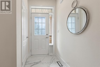 80 LIVING CRESCENT Markham (Victoria Square) Ontario photo 3