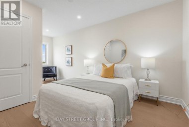 80 LIVING CRESCENT Markham (Victoria Square) Ontario photo 35