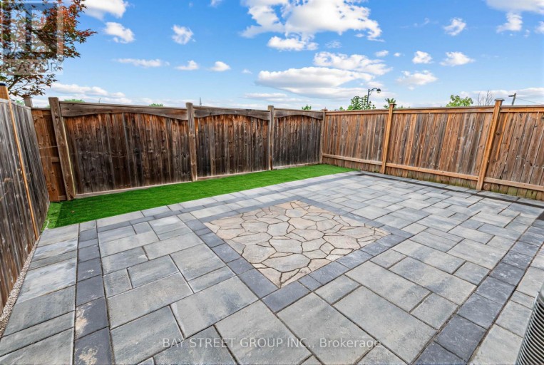 80 LIVING CRESCENT, Markham (Victoria Square), Ontario, L6C0T4