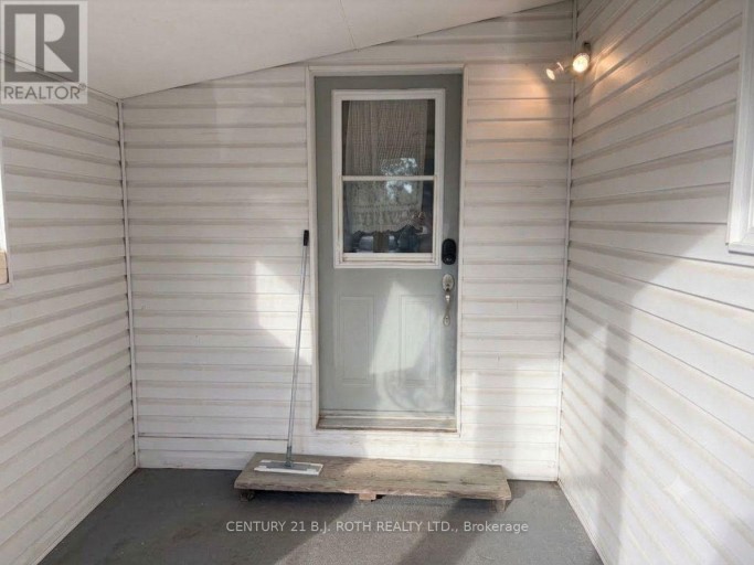 10 SHAMROCK CRESCENT, Essa (Angus), Ontario, L3W0T7