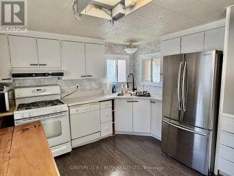 10 SHAMROCK CRESCENT Essa (Angus) Ontario photo 4
