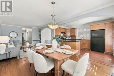 70 TECUMSEH DRIVE Aurora (Aurora Heights) Ontario photo 11