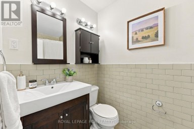 70 TECUMSEH DRIVE Aurora (Aurora Heights) Ontario photo 19