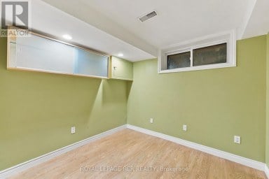 70 TECUMSEH DRIVE Aurora (Aurora Heights) Ontario photo 28
