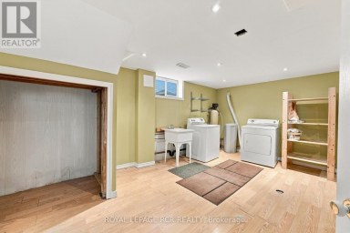 70 TECUMSEH DRIVE Aurora (Aurora Heights) Ontario photo 32