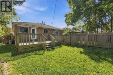 70 TECUMSEH DRIVE Aurora (Aurora Heights) Ontario photo 37