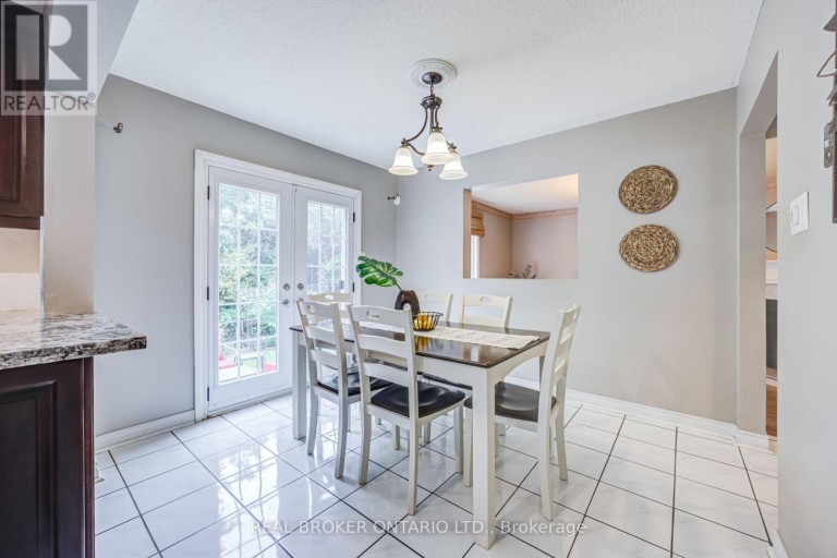 60 RAVENSWOOD DRIVE, Brampton (Fletcher's Creek South), Ontario, L6Y3Z4