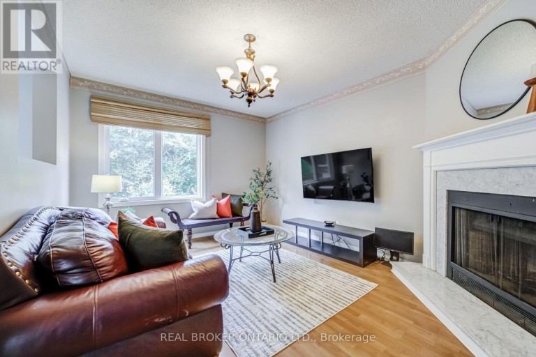 60 RAVENSWOOD DRIVE, Brampton (Fletcher's Creek South), Ontario, L6Y3Z4