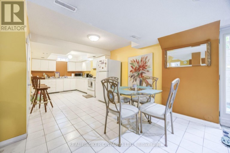 60 RAVENSWOOD DRIVE, Brampton (Fletcher's Creek South), Ontario, L6Y3Z4