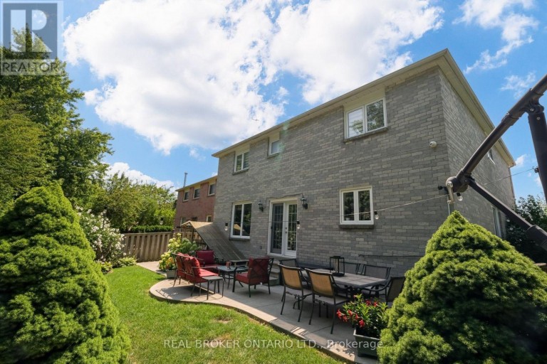 60 RAVENSWOOD DRIVE, Brampton (Fletcher's Creek South), Ontario, L6Y3Z4