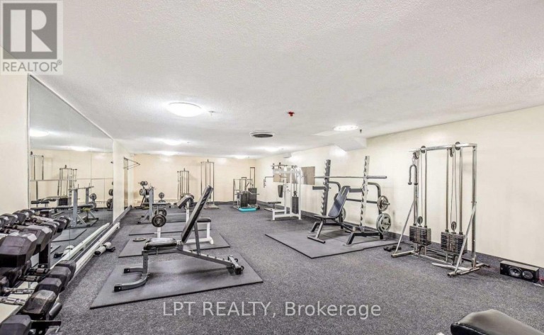 332 - 2 VALHALLA INN ROAD, Toronto (Islington-City Centre West), Ontario, M9B6C3