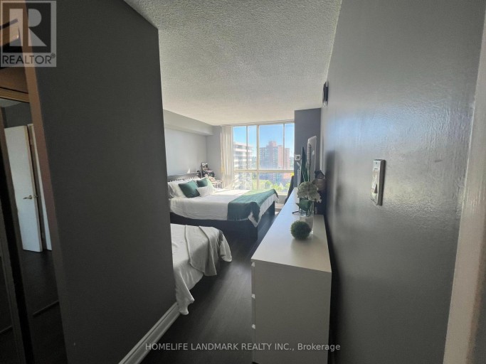 1203 - 2901 KIPLING AVENUE, Toronto (Mount Olive-Silverstone-Jamestown), Ontario, M9V5E5