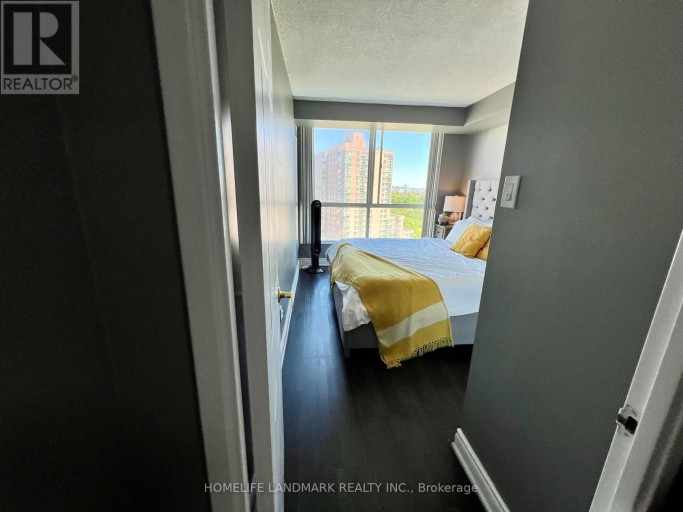 1203 - 2901 KIPLING AVENUE, Toronto (Mount Olive-Silverstone-Jamestown), Ontario, M9V5E5
