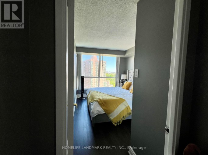 1203 - 2901 KIPLING AVENUE, Toronto (Mount Olive-Silverstone-Jamestown), Ontario, M9V5E5