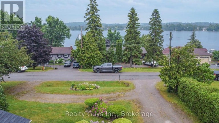 126 LAKESIDE DRIVE, Selwyn, Ontario, K0L1T0