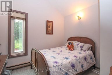 126 LAKESIDE DRIVE Selwyn Ontario photo 33