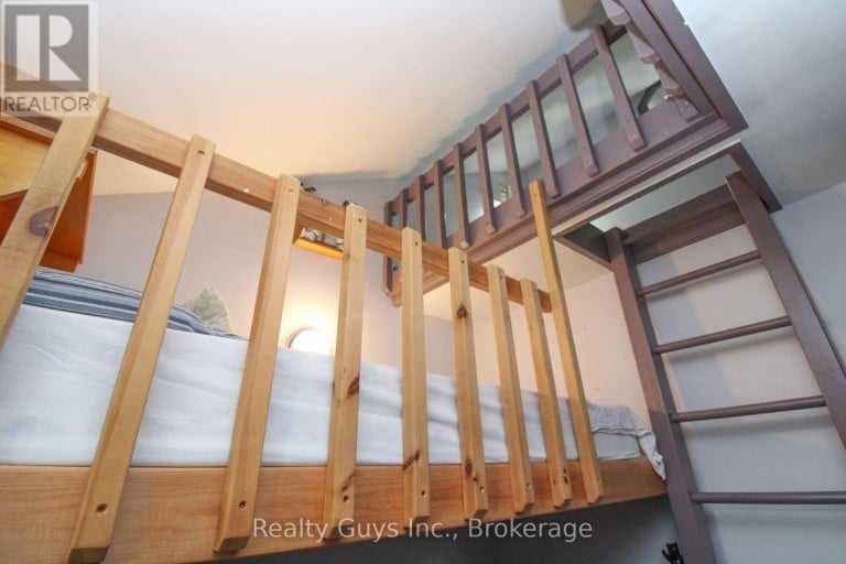 126 LAKESIDE DRIVE, Selwyn, Ontario, K0L1T0