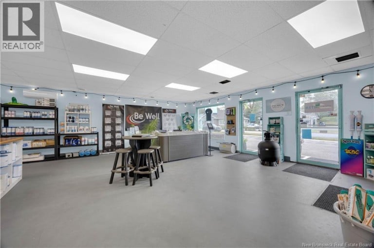 123 Hampton Road, Rothesay, New Brunswick, E2E2P8