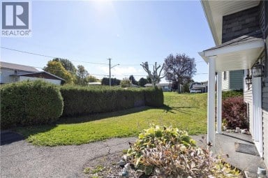 592 First Avenue Grand-Sault/Grand Falls New Brunswick photo 3
