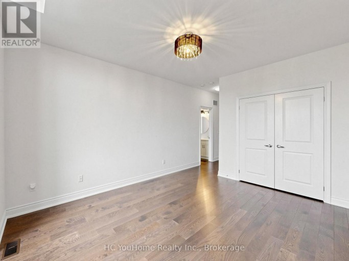 70 THRESHING MILL BOULEVARD, Oakville (GO Glenorchy), Ontario, L6H0V6