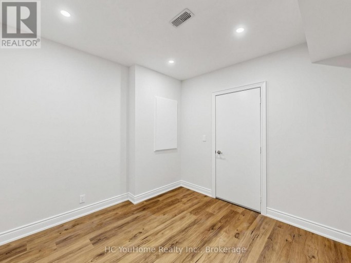 70 THRESHING MILL BOULEVARD, Oakville (GO Glenorchy), Ontario, L6H0V6
