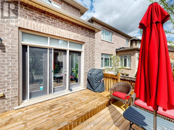 70 THRESHING MILL BOULEVARD, Oakville (GO Glenorchy), Ontario, L6H0V6