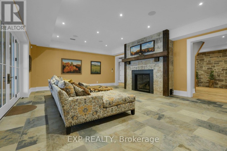 21 EDGEWILD DRIVE, Caledon (Palgrave), Ontario, L7E4H7