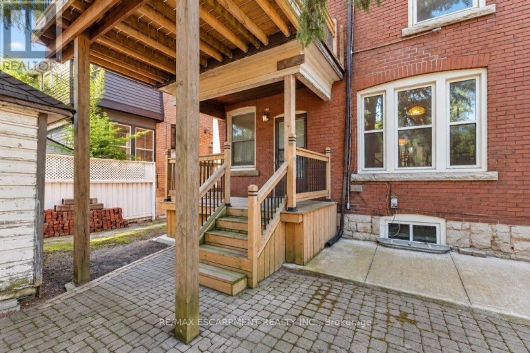 61 GARFIELD AVENUE S, Hamilton (Gibson), Ontario, L8M2R9