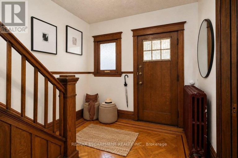 61 GARFIELD AVENUE S, Hamilton (Gibson), Ontario, L8M2R9