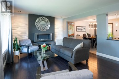 245 MCCOMBER CRESCENT Thunder Bay (Grandview) Ontario photo 4
