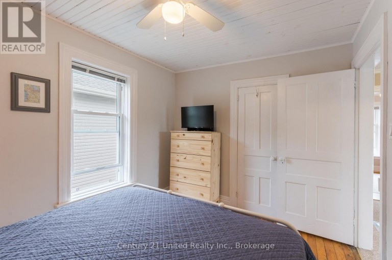598 DOWNIE STREET, Peterborough (Town Ward 3), Ontario, K9H4K1
