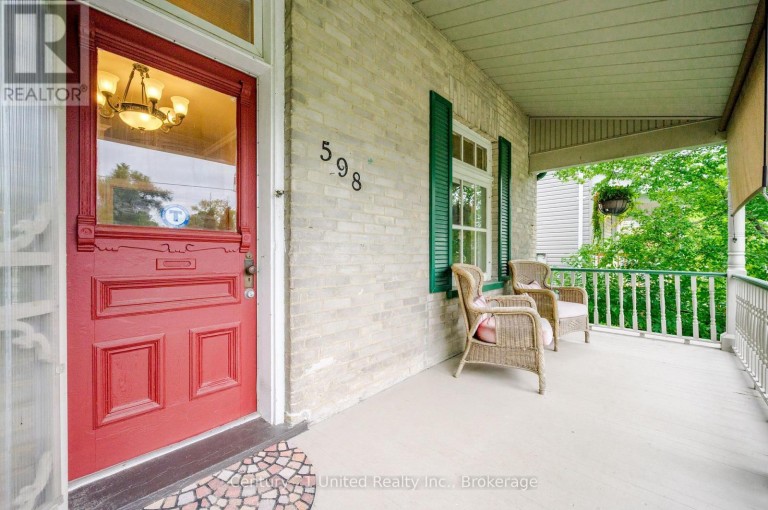 598 DOWNIE STREET, Peterborough (Town Ward 3), Ontario, K9H4K1