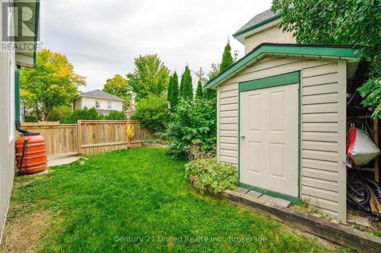 598 DOWNIE STREET, Peterborough (Town Ward 3), Ontario, K9H4K1