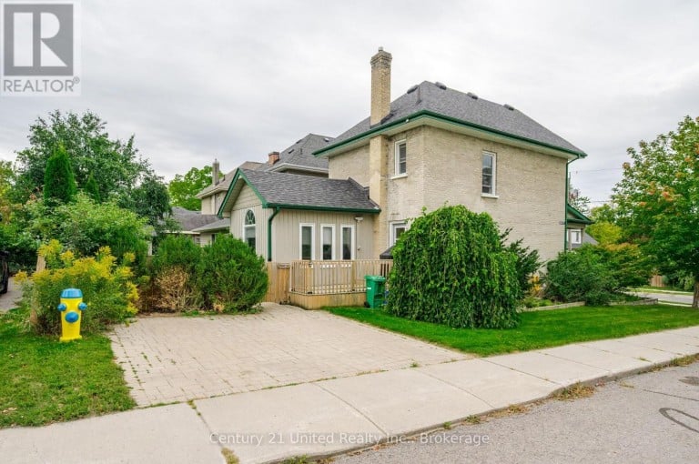 598 DOWNIE STREET, Peterborough (Town Ward 3), Ontario, K9H4K1