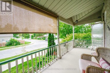 598 DOWNIE STREET Peterborough (Town Ward 3) Ontario photo 5