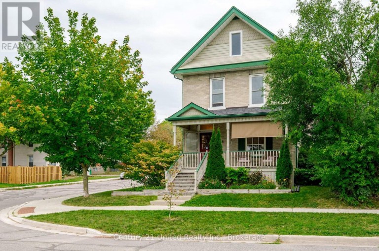 598 DOWNIE STREET, Peterborough (Town Ward 3), Ontario, K9H4K1