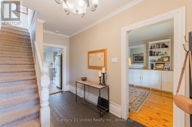 598 DOWNIE STREET Peterborough (Town Ward 3) Ontario photo 8