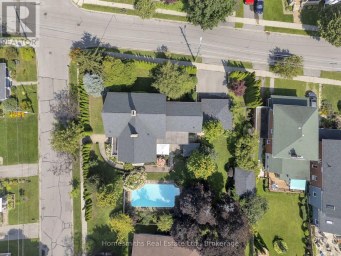 138 BAGOT STREET Cobourg Ontario photo 2