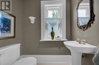 138 BAGOT STREET Cobourg Ontario photo 38