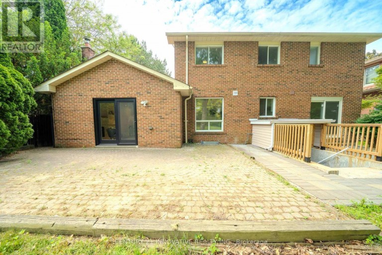 172 LAWSON ROAD, Toronto (Centennial Scarborough), Ontario, M1C2J4
