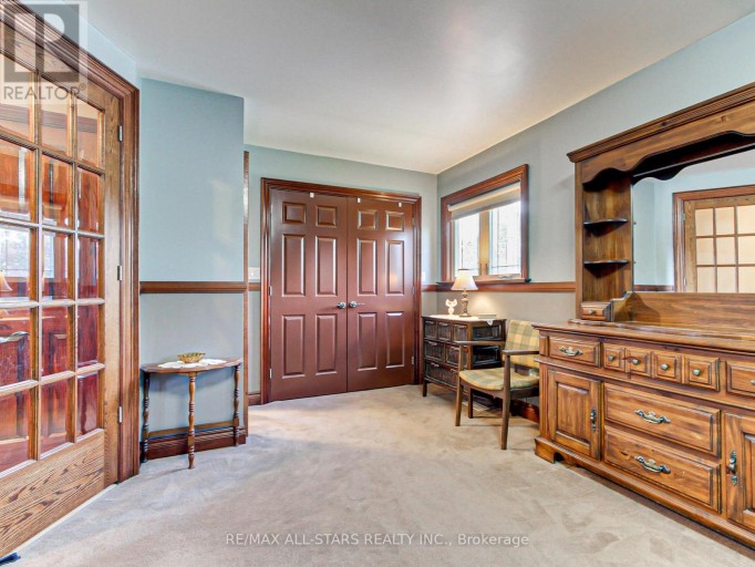 397 WINNIFRED DRIVE, Georgina (Keswick South), Ontario, L4P3B6