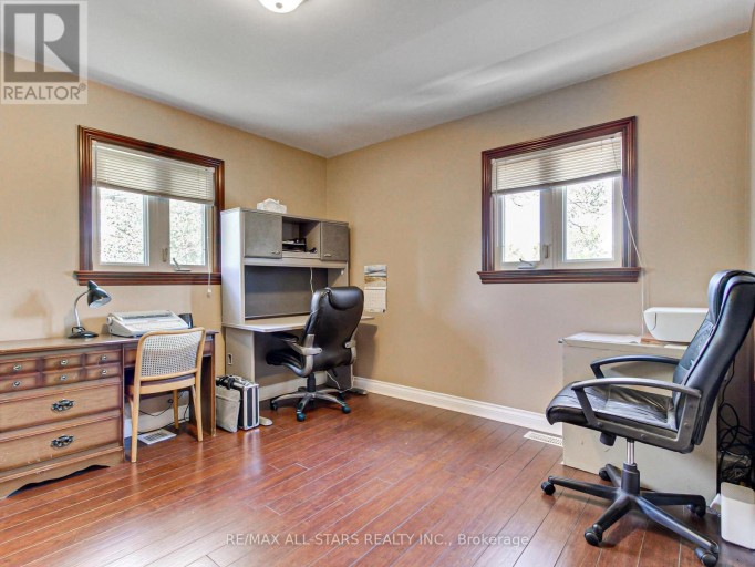 397 WINNIFRED DRIVE, Georgina (Keswick South), Ontario, L4P3B6
