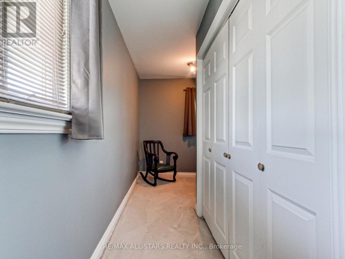 397 WINNIFRED DRIVE, Georgina (Keswick South), Ontario, L4P3B6